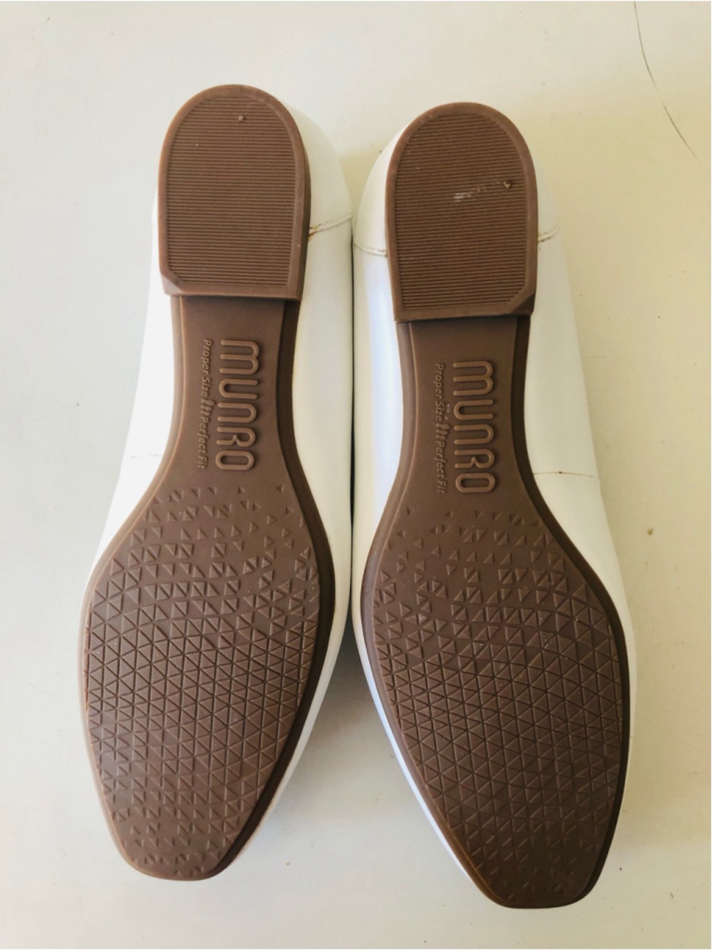 Size 8M Munro Karter White Leather Loafer Basketweave Quiet Luxury Office Chic - Picture 9 of 12
